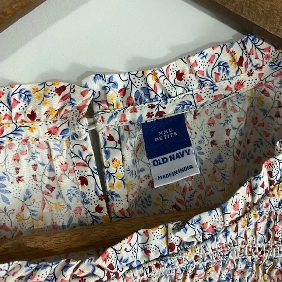 Old Navy - Smoked Yok Ditsy Floral - Picture 7 of 15